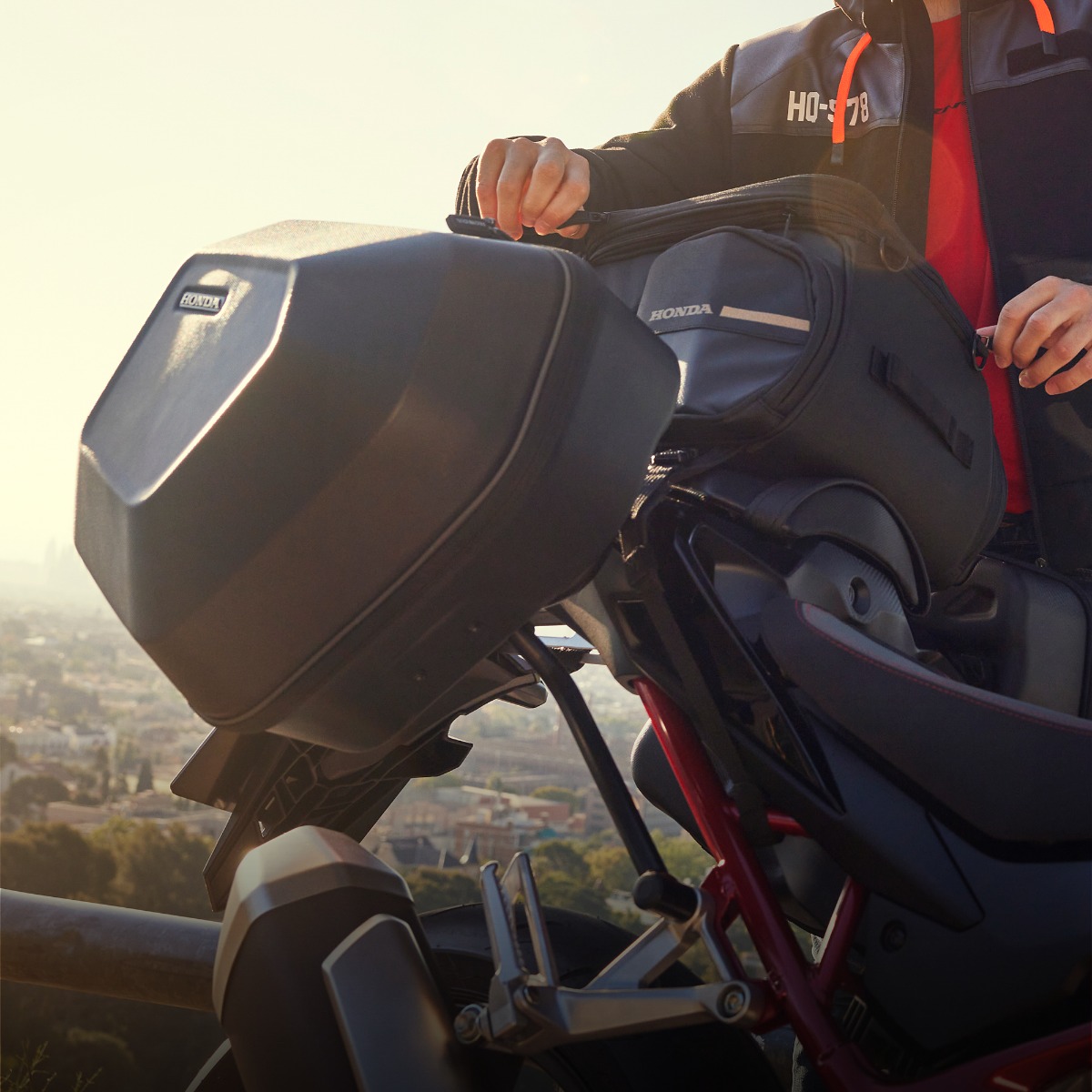 Genuine Accessories Honda_Motorcycle_Product_Category_Banners_Square_Accessories_2000_x_2000